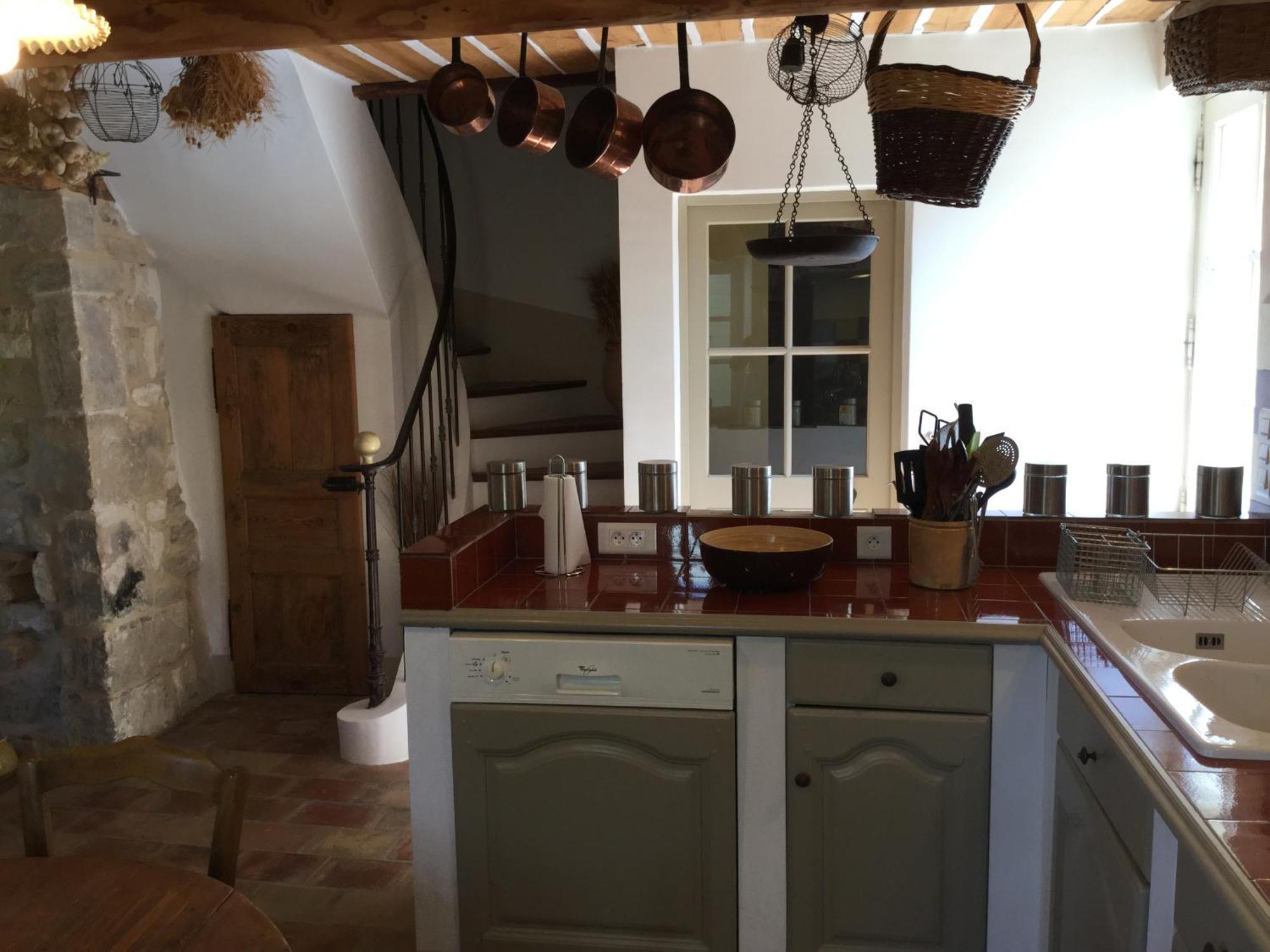فيلا 19Th Century Provencal Mas With Pool In Provence In The Luberon, Sleeps 6 لاكوست المظهر الخارجي الصورة